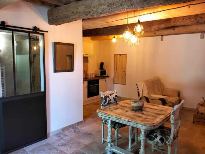 La Taniere Apartment Lagarde-Pareol Exterior photo